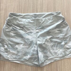 Athleta Gray camo athletic shorts
